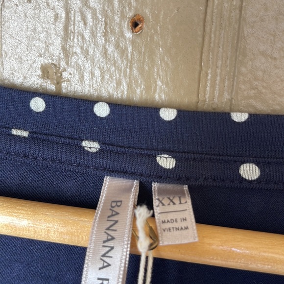 Banana Republic polka dots tee - Picture 5 of 9